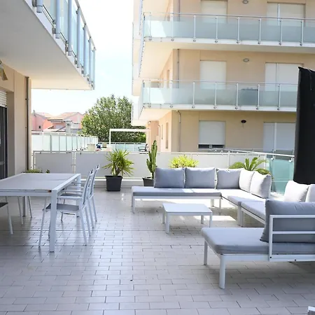 Apartment M438 - Marcelli, Trilocale Con Ampia Terrazza A 30mt Dal Mare *